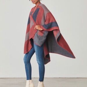BB Dakota•boho Burgundy Blue Wrap Poncho in Mulberry colorway